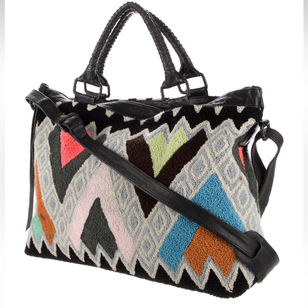 Neon Cleobella Weekender
